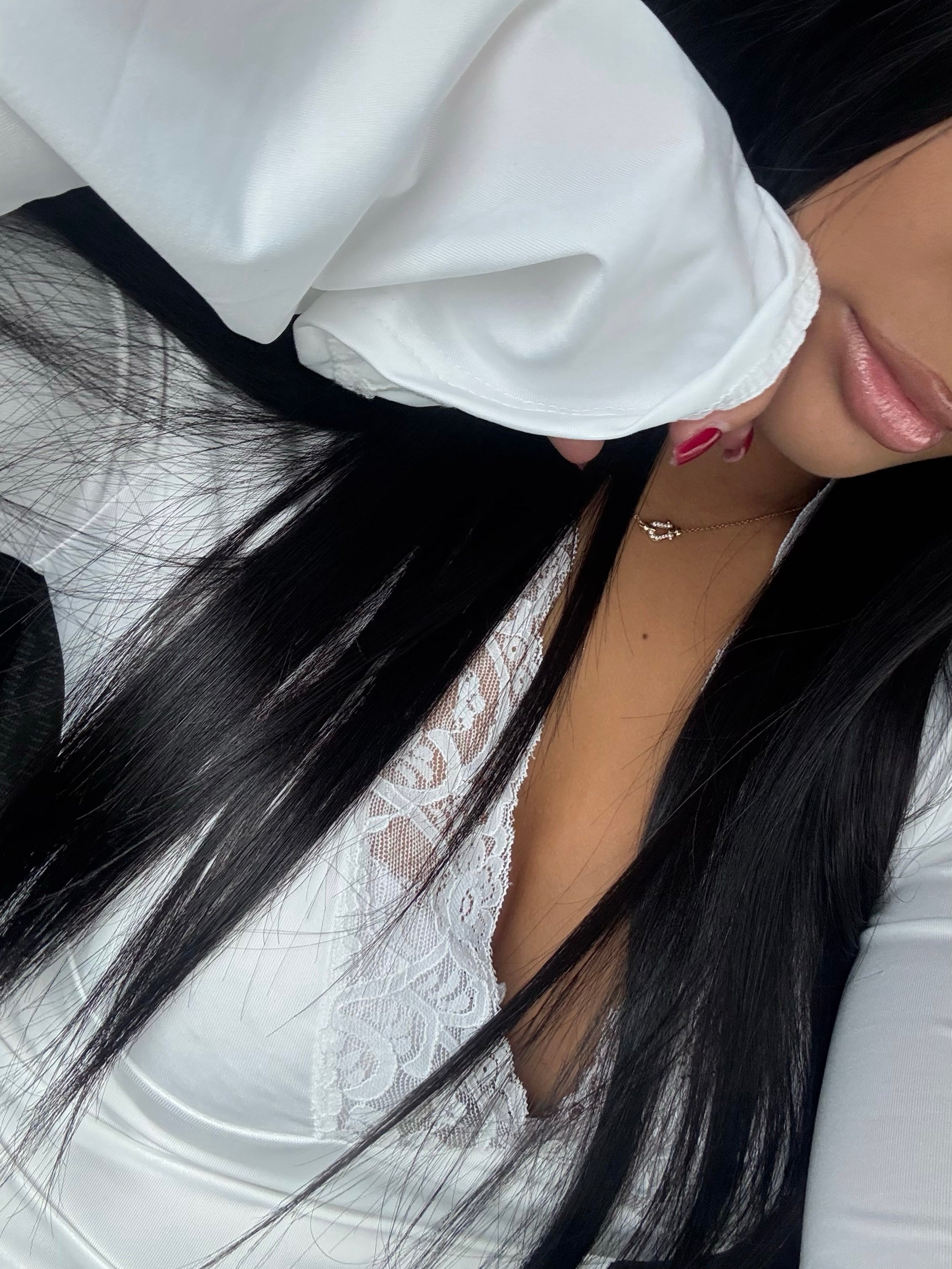 TOP BLANC MANCHES LONGUES ÉVASÉES