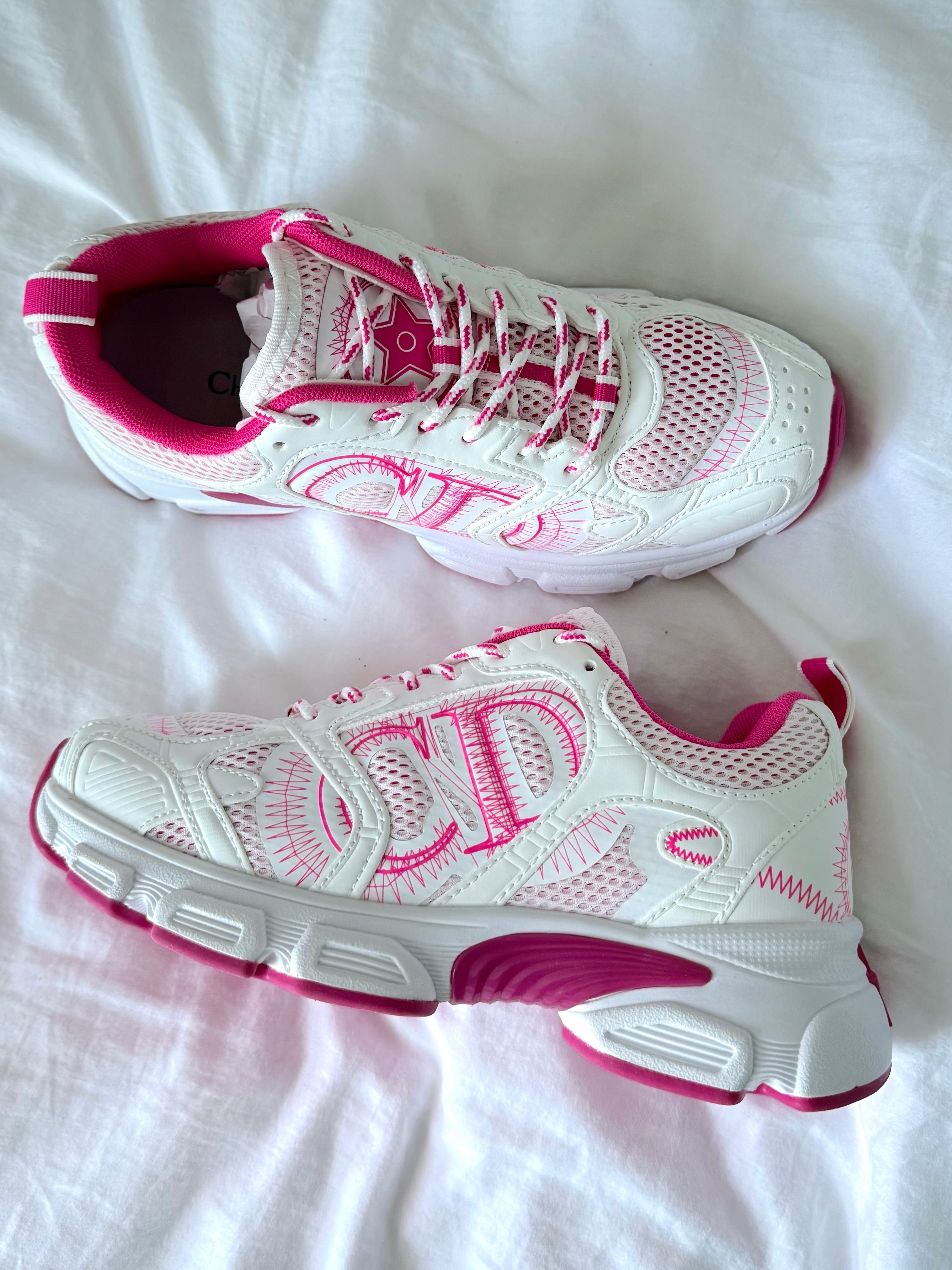 BASKET ROSE ET BLANCHE CD