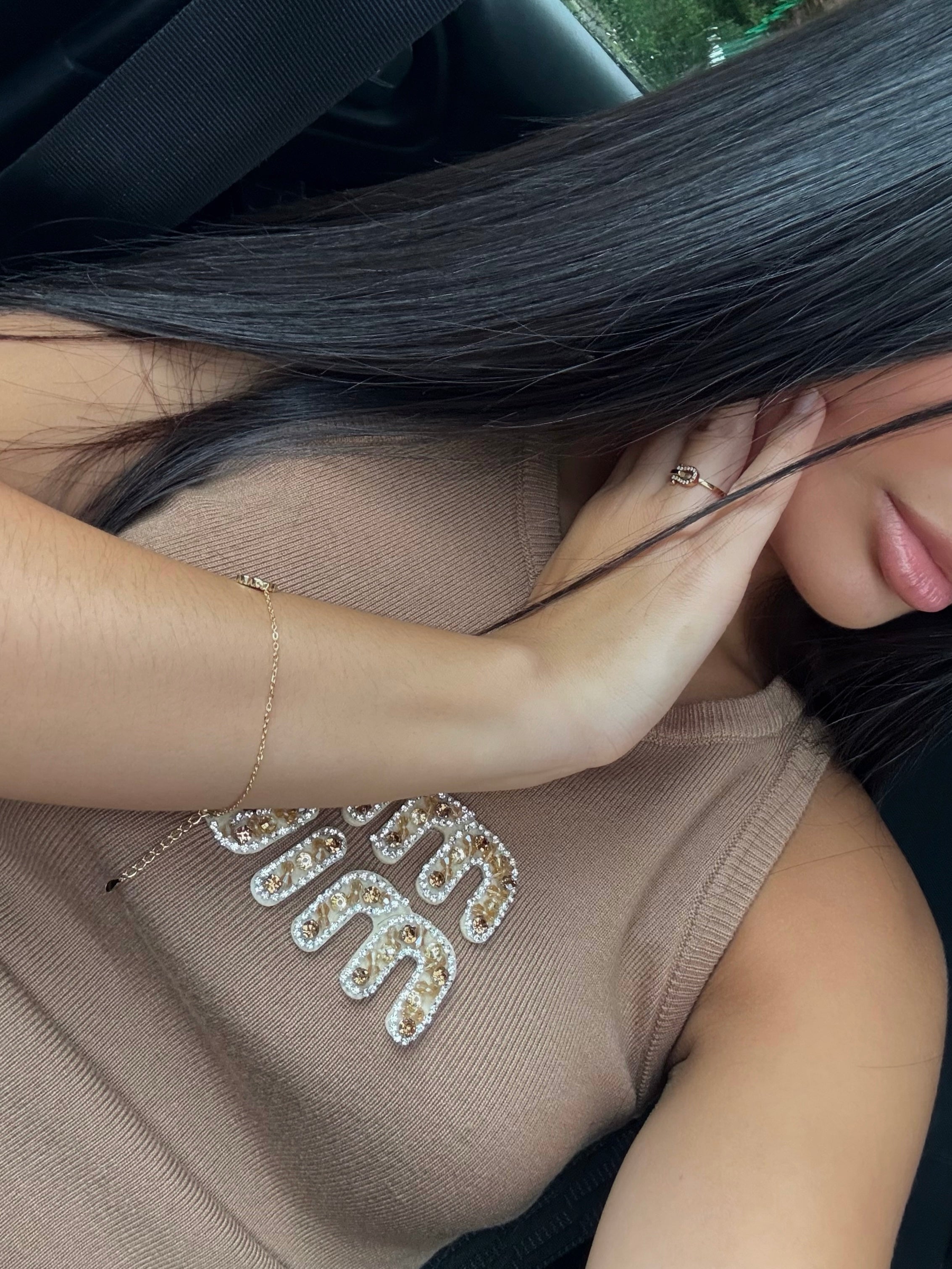 TOP MARRON COTELÉ AVEC LOGO BRODÉ