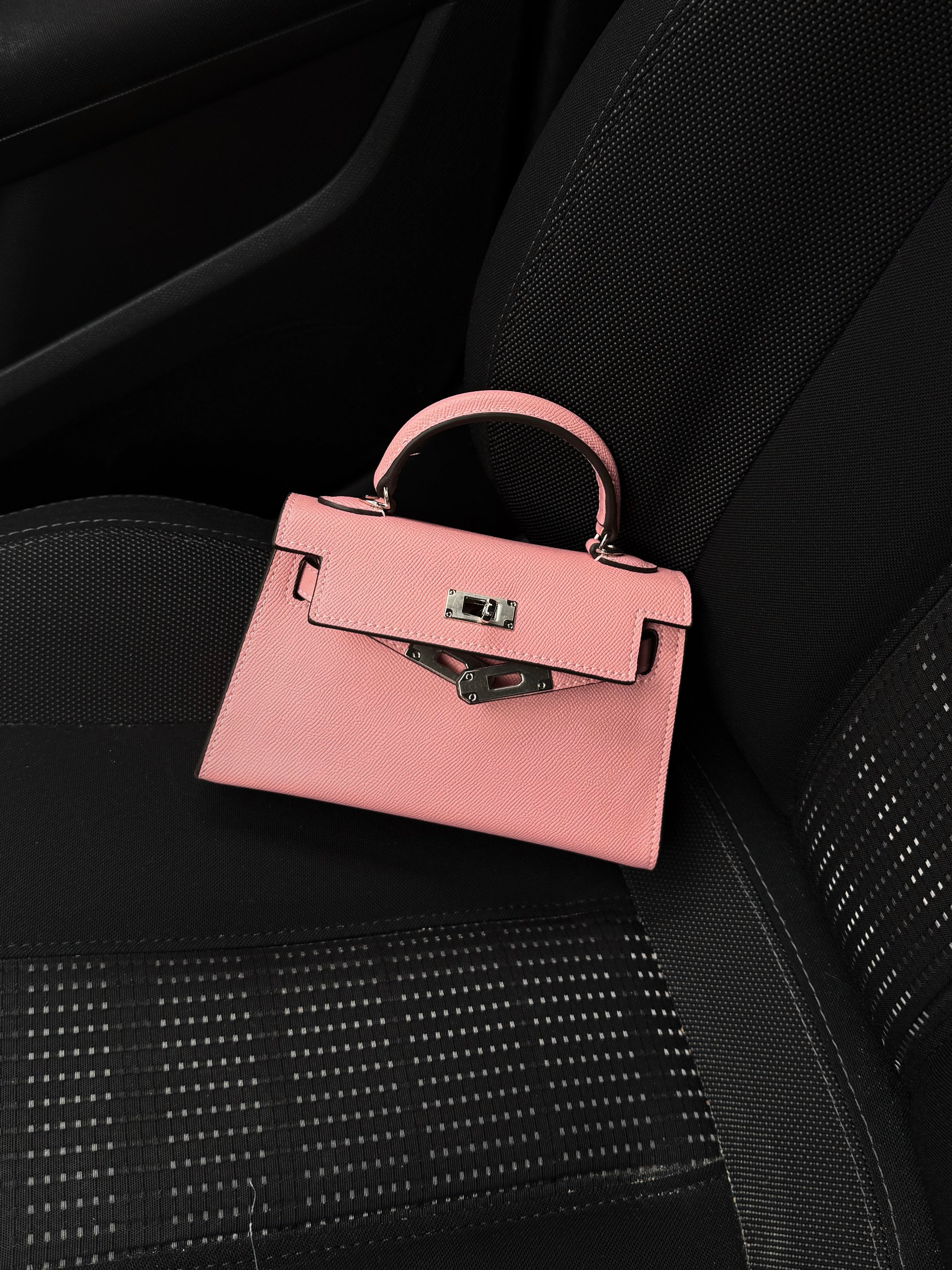 PETIT SAC ROSE À BANDOULIÈRE